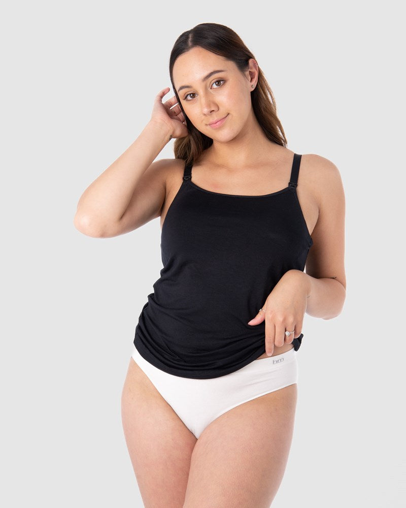 Tatiana, a mother of one, proudly presents Hotmilk&#39;s cutting-edge creation - the Embrace Leakproof Cami. Designed to manage light or unexpected leaks during breastfeeding, this versatile cami boasts a multifit style with optional racerback straps. Meticulously crafted from soft and eco-friendly bamboo yarn, this groundbreaking design seamlessly harmonizes practicality, style, and comfort, establishing itself as the ultimate choice for nursing and breastfeeding necessities